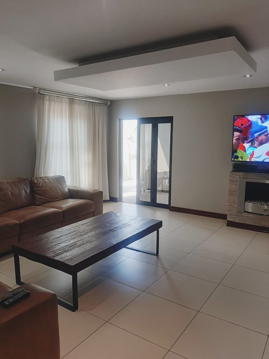 7 Bedroom Property for Sale in Amalinda Eastern Cape